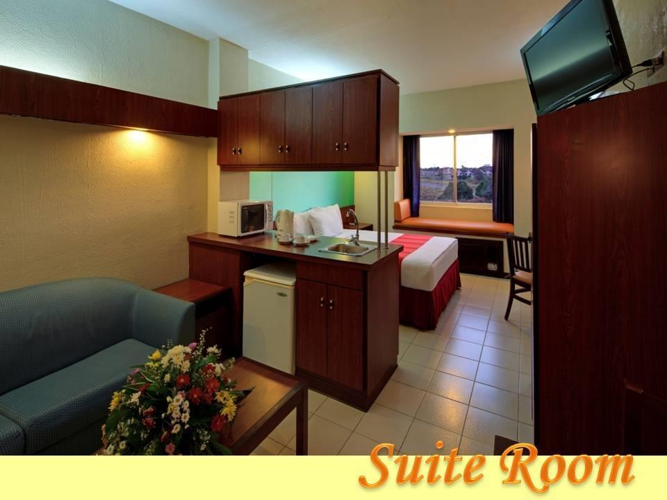 Microtel By Wyndham Eagle Ridge General Trias  Экстерьер фото